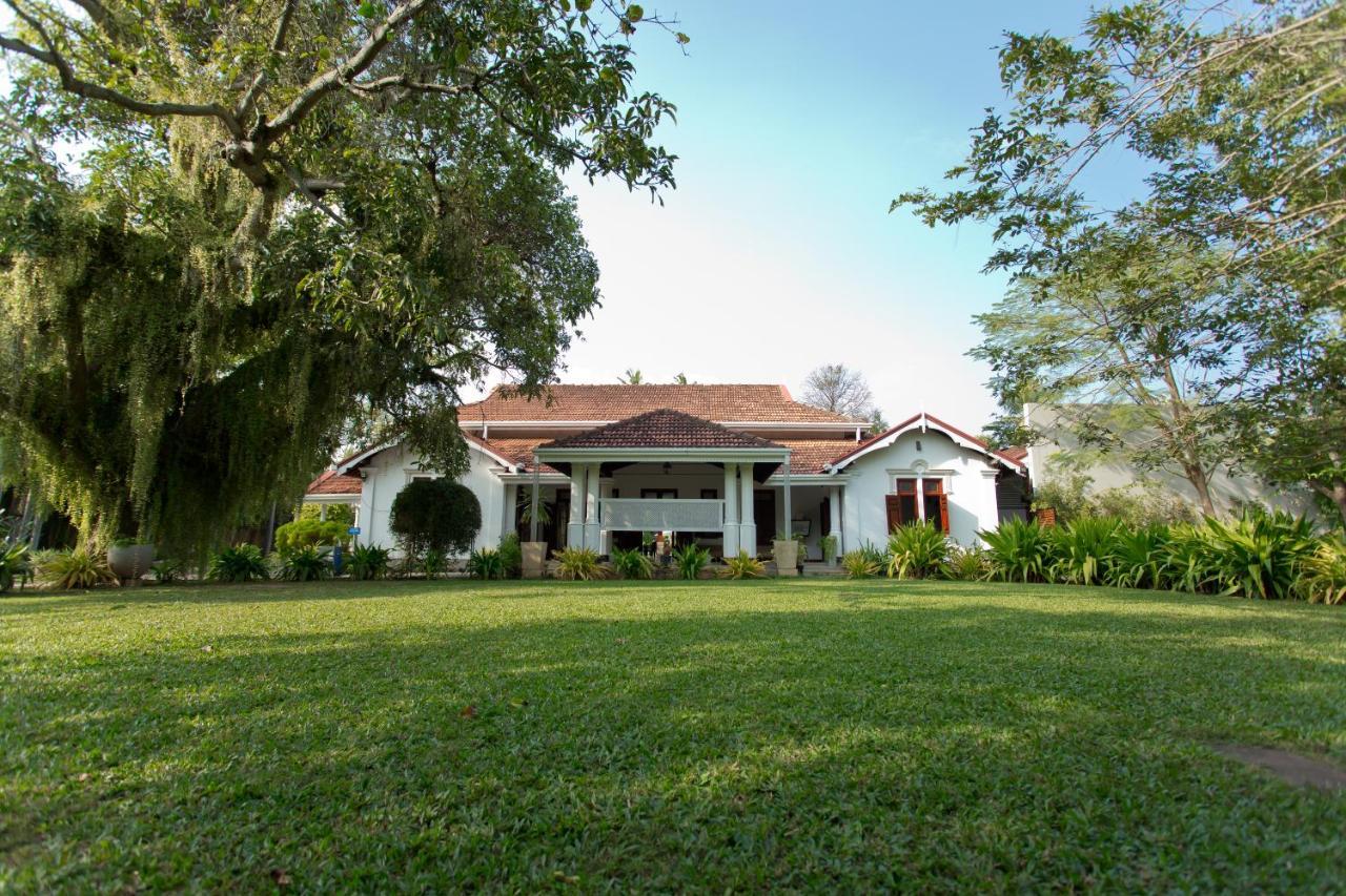 Swanee Grand Hotel เนกอมโบ ภายนอก รูปภาพ