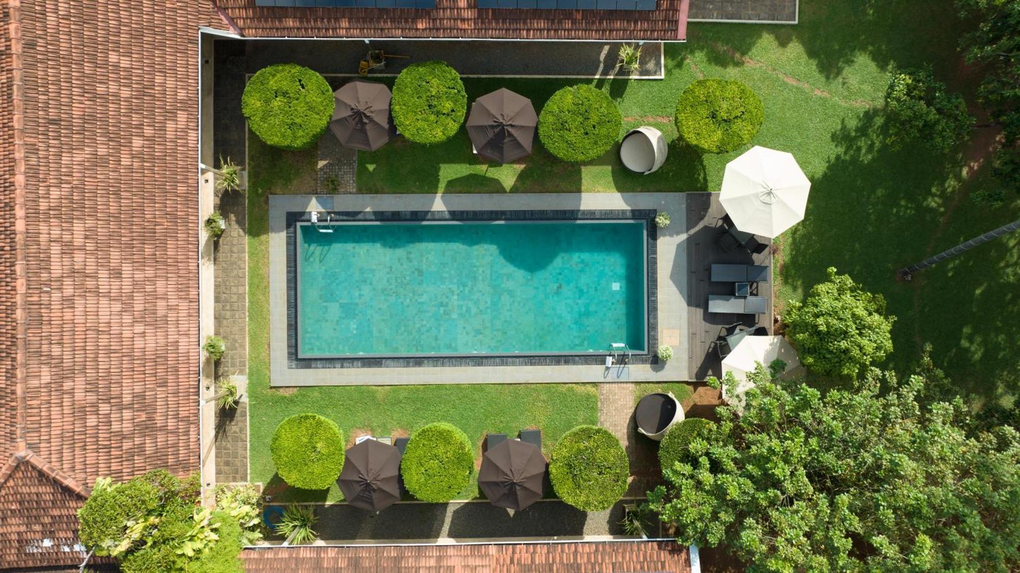 Swanee Grand Hotel เนกอมโบ ภายนอก รูปภาพ
