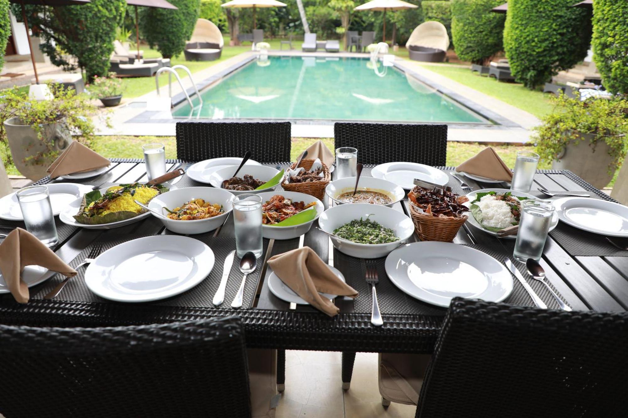 Swanee Grand Hotel เนกอมโบ ภายนอก รูปภาพ